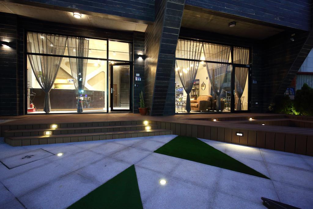 指南針民宿2178 & 工殿民宿2182 Hualien Exterior foto